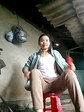 Snapshot of ngan-cute chatting on 09-26-25, 02:18 ngan-cute online show from 09-26-25, 02:18