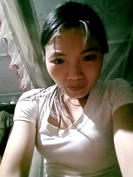 Snapshot of ngan-cute chatting on 10-11-25, 06:14 ngan-cute online show from 10-11-25, 06:14
