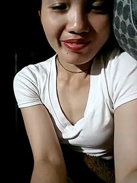 Snapshot of ngan-cute chatting on 10-04-25, 01:18 ngan-cute online show from 10-04-25, 01:18