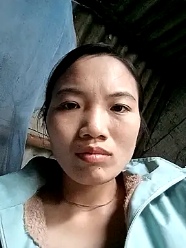 Snapshot of ngan-cute chatting on 09-22-25, 12:38 ngan-cute online show from 09-22-25, 12:38