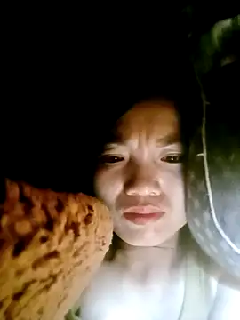Snapshot of ngan-cute chatting on 09-17-25, 07:49 ngan-cute online show from 09-17-25, 07:49