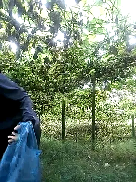 Snapshot of ngan-cute chatting on 10-14-25, 11:25 ngan-cute online show from 10-14-25, 11:25