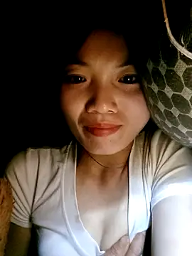 Snapshot of ngan-cute chatting on 09-19-25, 02:54 ngan-cute online show from 09-19-25, 02:54