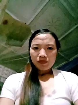 Snapshot of ngan-cute chatting on 09-18-25, 01:58 ngan-cute online show from 09-18-25, 01:58