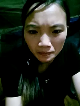 Snapshot of ngan-cute chatting on 10-15-25, 12:46 ngan-cute online show from 10-15-25, 12:46