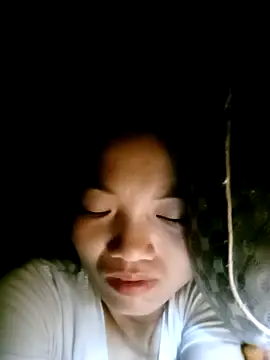 Snapshot of ngan-cute chatting on 09-20-25, 10:48 ngan-cute online show from 09-20-25, 10:48