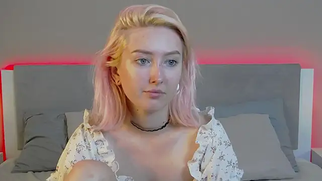 MarianeSun online show from 06-18-26, 04:00