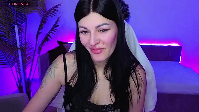 O1d Lady online show from 12-19-25, 02:04