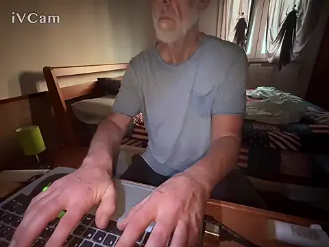 Pigna16PSRN online show from 03-08-26, 04:54