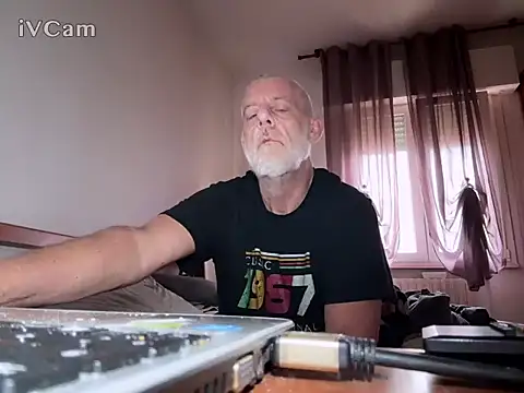 Pigna16PSRN online show from 04-13-26, 07:56