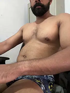 Vineeth3906 online show from 04-20-26, 08:28