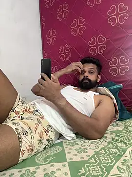 Vineeth3906 online show from 04-12-26, 05:11