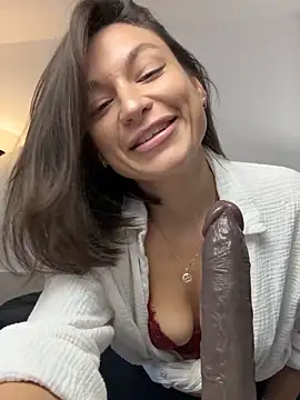 KellySmitS online show from 11-18-25, 09:12