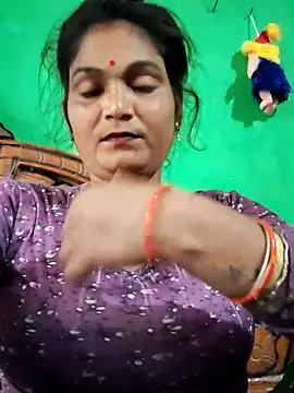 Kavya hot online show from 11-08-25, 07:56