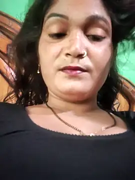 Kavya hot online show from 05-26-26, 06:33
