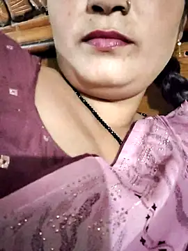Kavya hot online show from 02-11-26, 01:11