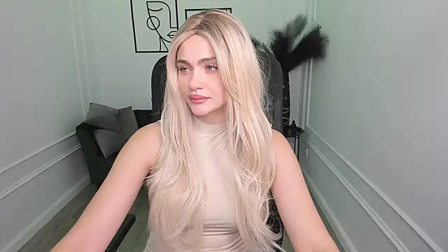 LeslieMineg online show from 09-23-25, 11:50
