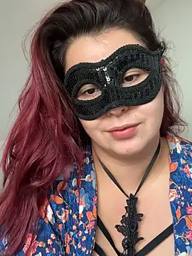 Snapshot of Saphyra_Secret chatting on 10-12-25, 08:48 Saphyra Secret online show from 10-12-25, 08:48