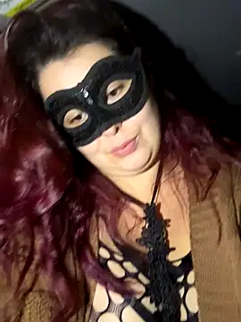 Snapshot of Saphyra_Secret chatting on 10-19-25, 10:12 Saphyra Secret online show from 10-19-25, 10:12