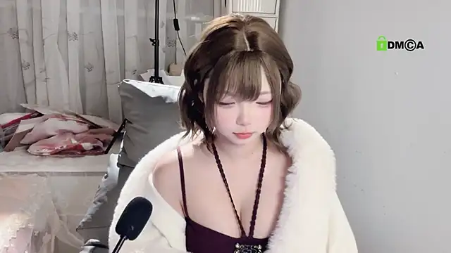 liuruyuan888 online show from 03-10-26, 08:46