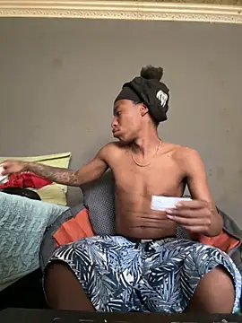 Tookey012 online show from 10-24-25, 09:41