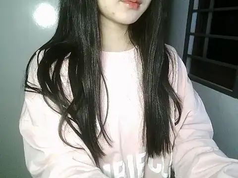 Snapshot of Annabelle-e chatting on 11-28-25, 05:24 Annabelle-e online show from 11-28-25, 05:24