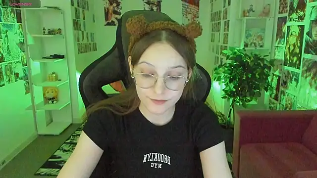 JenniferKiim online show from 02-11-26, 02:17