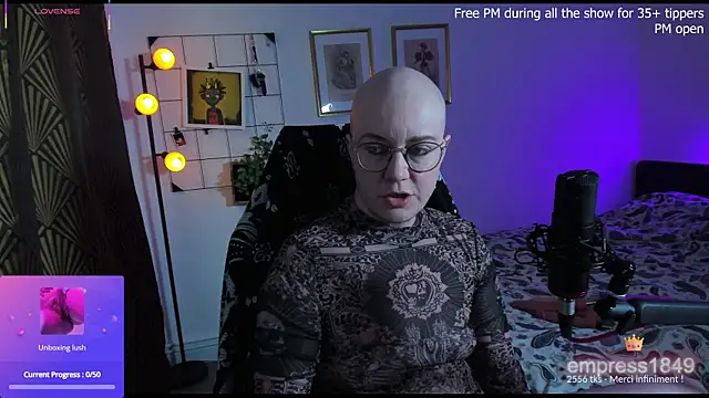 Snapshot of MossPrince chatting on 11-10-25, 02:55 MossPrince online show from 11-10-25, 02:55