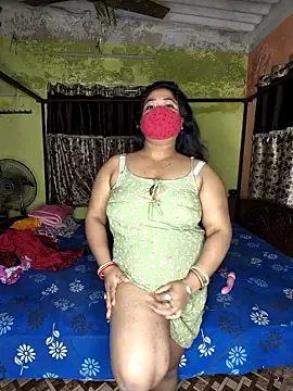 Smile-quien online show from 11-26-25, 03:23