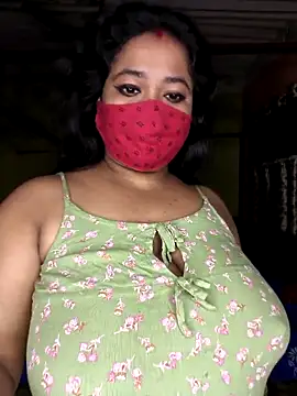 Smile-quien online show from 11-19-25, 03:23