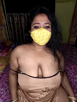 Smile-quien online show from 02-22-26, 04:59