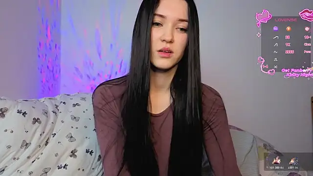 Veliora online show from 12-15-25, 05:41