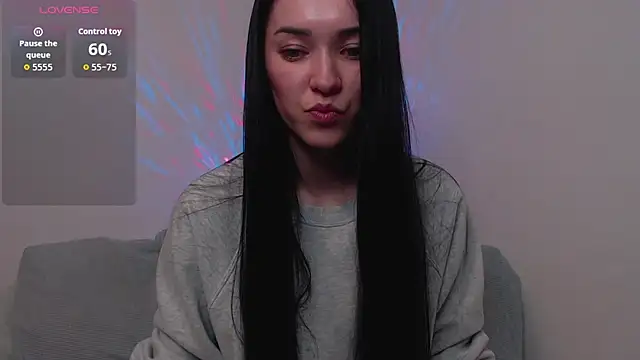 Snapshot of Veliora chatting on 10-05-25, 10:39 Veliora online show from 10-05-25, 10:39