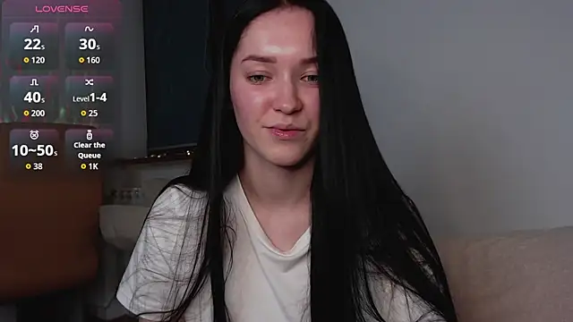 Veliora online show from 10-29-25, 04:17