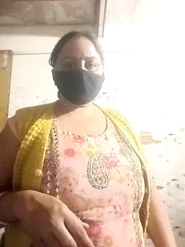 Rakhi sawant143 online show from 11-17-25, 04:44