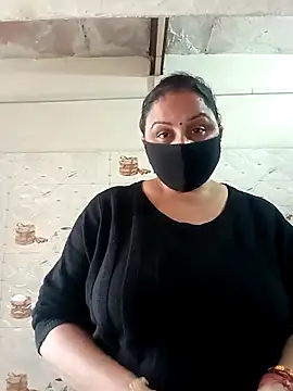 Rakhi sawant143 online show from 11-22-25, 02:43