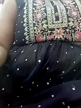 Rakhi sawant143 online show from 02-21-26, 03:47