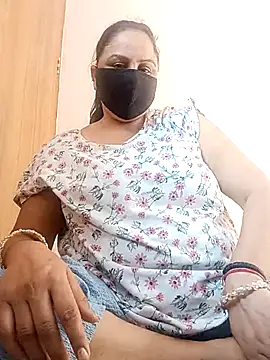 Rakhi sawant143 online show from 06-17-26, 01:16