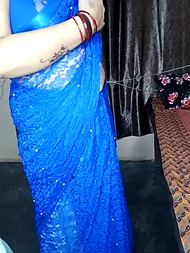 Snapshot of Oh_011 chatting on 07-14-26, 04:57 Oh 011 online show from 07-14-26, 04:57