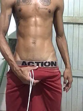 Snapshot of lcsexy45 chatting on 12-01-25, 04:41 lcsexy45 online show from 12-01-25, 04:41