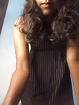 venuki ihalagamage online show from 04-19-26, 05:25