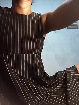 venuki ihalagamage online show from 03-30-26, 05:36