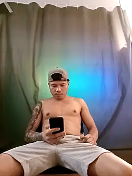 Snapshot of sessiontoyboy chatting on 11-28-25, 07:25 sessiontoyboy online show from 11-28-25, 07:25