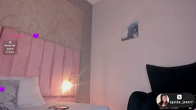 agatha jener online show from 04-10-26, 12:01