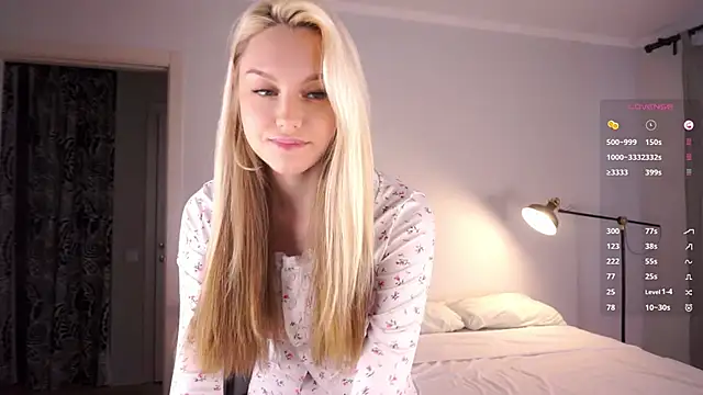 Snapshot of CherieSprinzl chatting on 09-18-25, 05:32 CherieSprinzl online show from 09-18-25, 05:32