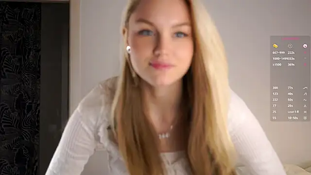 Snapshot of CherieSprinzl chatting on 10-17-25, 09:45 CherieSprinzl online show from 10-17-25, 09:45