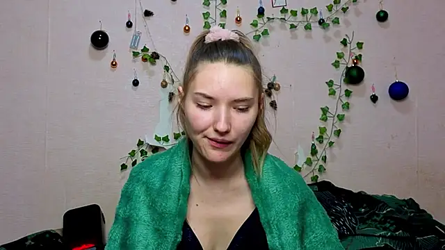  kikiclark   online show from 01-15-26, 08:56