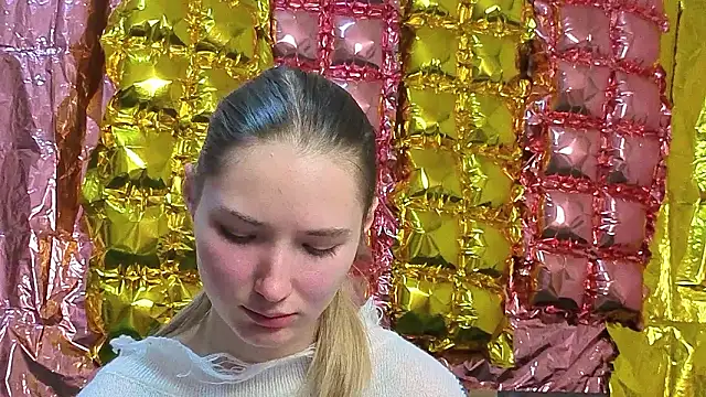  kikiclark   online show from 03-22-26, 08:54