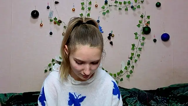  kikiclark   online show from 01-17-26, 05:16