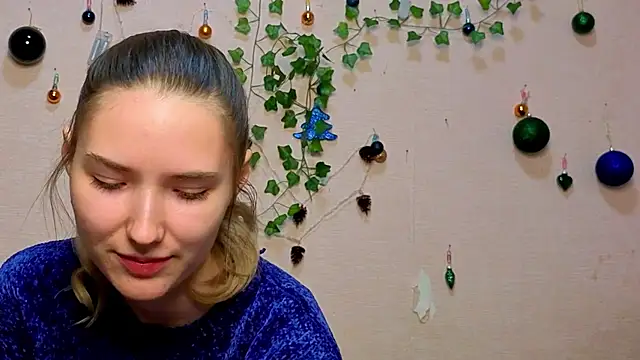  kikiclark   online show from 02-11-26, 08:52